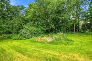 90 Glenview St, Upton, MA 01568 - Photo 35