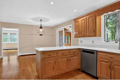 17 Maplewood  Road, Medfield, MA 02052 - Photo 5