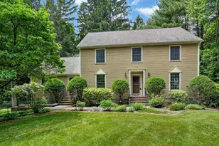 17 Maplewood Rd, Medfield, MA 02052 - Photo 1