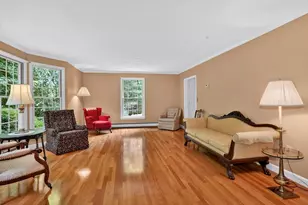 17 Maplewood Rd, Medfield, MA 02052 - Photo 11