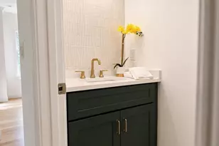 99 Sumner St, Quincy, MA 02169 - Photo 17