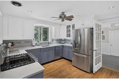 25 Gingerbread Ln, Yarmouth, MA 02675 - Photo 9