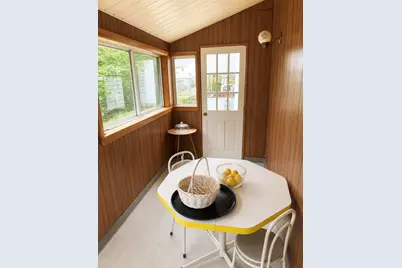 24 Stearns Ave, Medford, MA 02155 - Photo 25