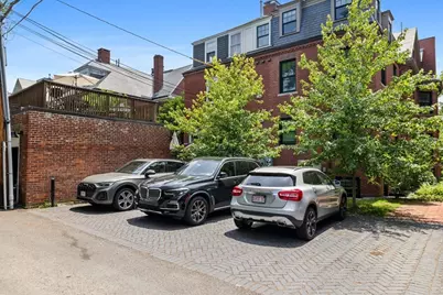 1762 Beacon Street #4, Brookline, MA 02445 - Photo 27