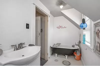 39 Holman Rd, Newton, MA 02466 - Photo 27