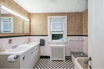 39 Holman Rd, Newton, MA 02466 - Photo 29