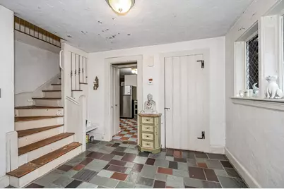 39 Holman Rd, Newton, MA 02466 - Photo 3