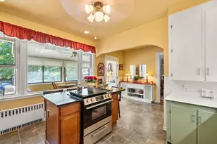 52 Mt Washington St, Lowell, MA 01854 - Photo 7