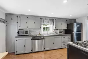 138 Ellis Ave, Norwood, MA 02062 - Photo 9