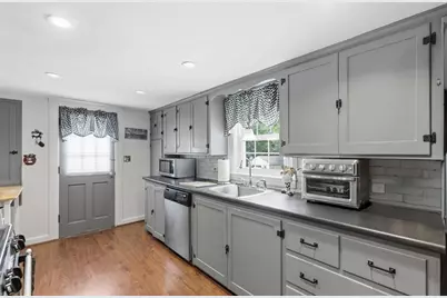 138 Ellis Ave, Norwood, MA 02062 - Photo 11