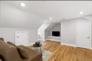 7 Davis Rd, Bedford, MA 01730 - Photo 29