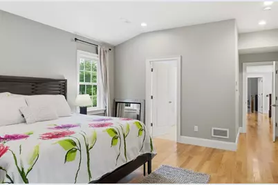 7 Davis Rd, Bedford, MA 01730 - Photo 19
