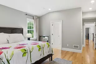 7 Davis Rd, Bedford, MA 01730 - Photo 19
