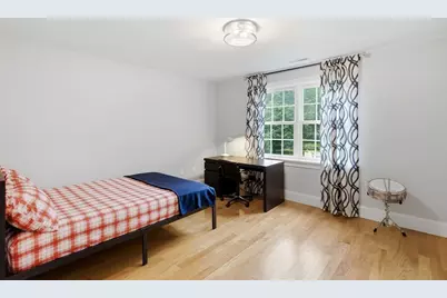 7 Davis Rd, Bedford, MA 01730 - Photo 25