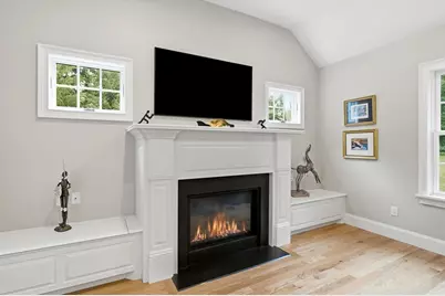 7 Davis Rd, Bedford, MA 01730 - Photo 7