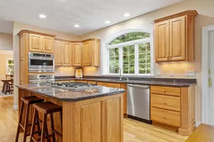 33 Nutmeg Ln, North Andover, MA 01845 - Photo 11