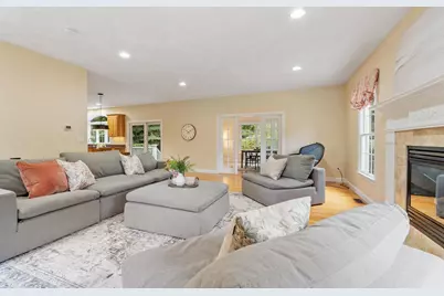 33 Nutmeg Ln, North Andover, MA 01845 - Photo 19