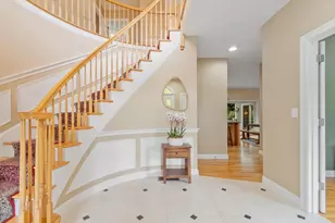 33 Nutmeg Ln, North Andover, MA 01845 - Photo 3