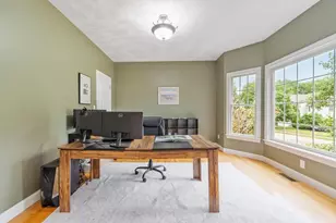 33 Nutmeg Ln, North Andover, MA 01845 - Photo 23