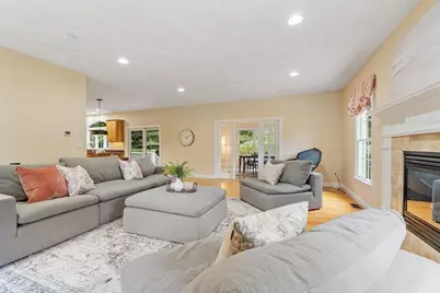 33 Nutmeg Ln, North Andover, MA 01845 - Photo 19