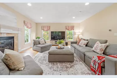 33 Nutmeg Ln, North Andover, MA 01845 - Photo 17