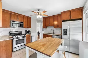 328 Beech St, Boston, MA 02131 - Photo 19