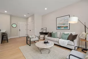 7 Cross St, Wilmington, MA 01887 - Photo 5