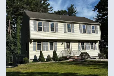 290 Center St #2, Pembroke, MA 02359 - Photo 1