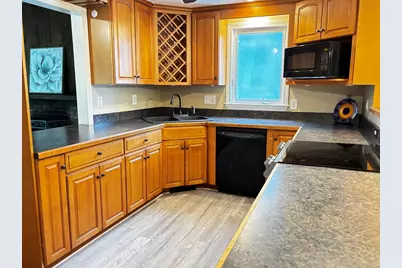 290 Center St #2, Pembroke, MA 02359 - Photo 3