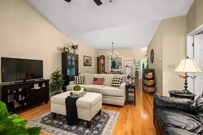 19 Cortland Grove Dr #19, Shrewsbury, MA 01545 - Photo 13