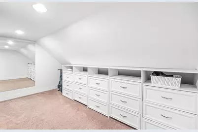 17 Hepatica Drive #17, North Andover, MA 01845 - Photo 31