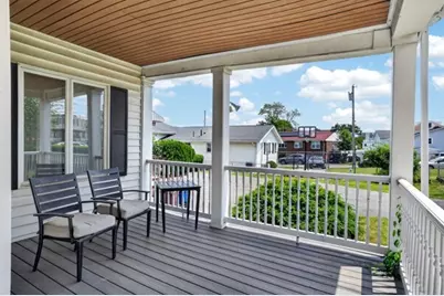 325 Malden St, Revere, MA 02151 - Photo 13