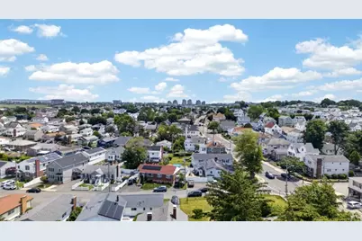 325 Malden St, Revere, MA 02151 - Photo 15