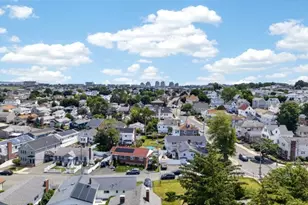 325 Malden St, Revere, MA 02151 - Photo 15