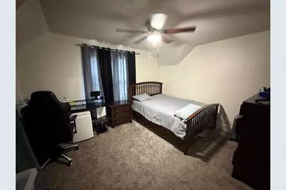 454 Chandler St, Worcester, MA 01602 - Photo 15