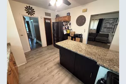 454 Chandler St, Worcester, MA 01602 - Photo 13