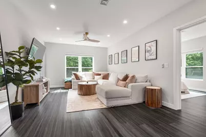 999 Hancock St #313, Quincy, MA 02169 - Photo 9