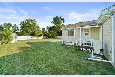 41 Brick Kiln Ln, Pembroke, MA 02359 - Photo 5