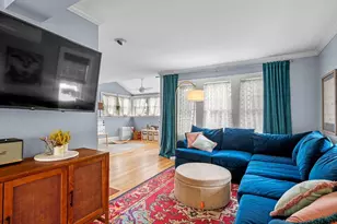 5 S Mountain Ave, Melrose, MA 02176 - Photo 5
