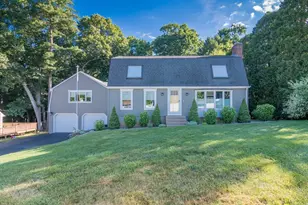 7 Stuart Pl, Westfield, MA 01085 - Photo 1