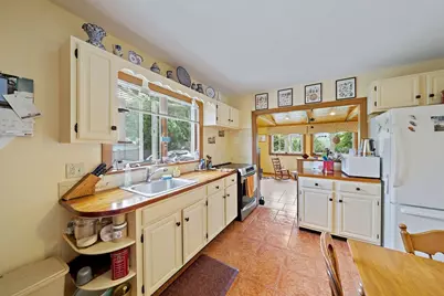 10 Waldron Road, Braintree, MA 02184 - Photo 13