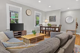 67 Florence St, Boston, MA 02131 - Photo 3