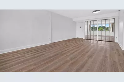 1731 Beacon St #915, Brookline, MA 02445 - Photo 29