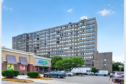 1731 Beacon St #915, Brookline, MA 02445 - Photo 1