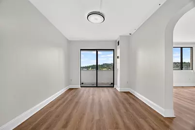 1731 Beacon St #915, Brookline, MA 02445 - Photo 15