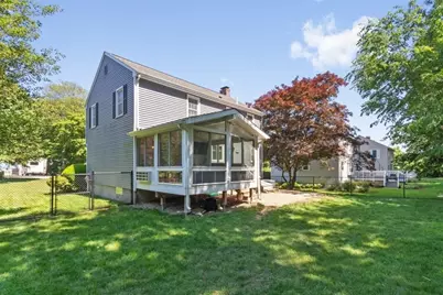 5 Perry Henderson Dr, Framingham, MA 01701 - Photo 31
