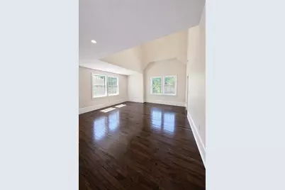 195 Lower Gore Dr, Webster, MA 01570 - Photo 9