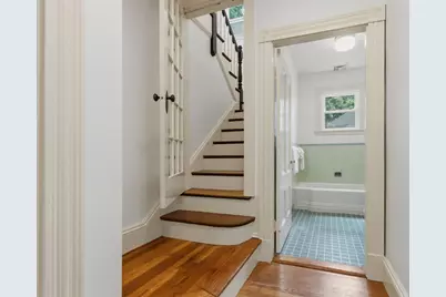 32 Ocean St, Beverly, MA 01915 - Photo 13