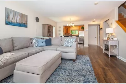 129 Governor Winthrop Rd #1A, Somerville, MA 02145 - Photo 3