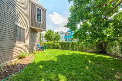 129 Governor Winthrop Rd #1A, Somerville, MA 02145 - Photo 25